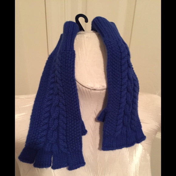 Ralph Lauren Accessories - Ralph Lauren NWT fingerless gloves royal blue